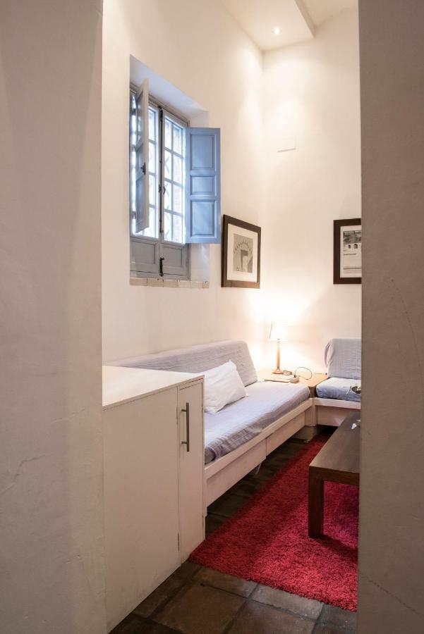 Appartement With Access To Rooftop Terrace *